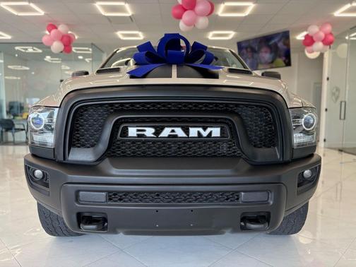 2019 RAM 1500 SLT