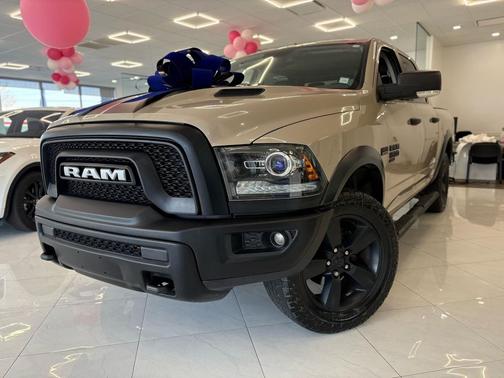 2019 RAM 1500 SLT