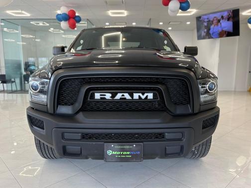 2024 RAM 1500 Classic Warlock Crew Cab 4x4 5'7' Box