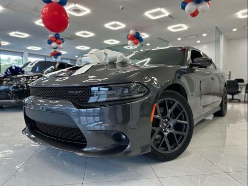 2019 Dodge Charger R/T
