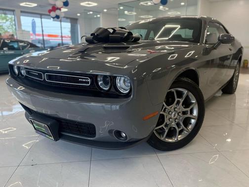 Gray 2017 Dodge Challenger GT