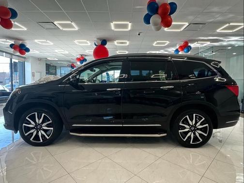 2019 Honda Pilot Touring 8-Passenger