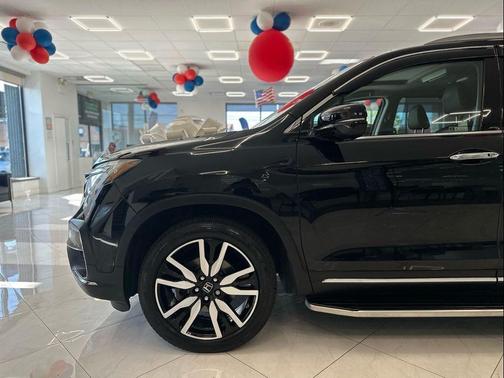 2019 Honda Pilot Touring 8-Passenger