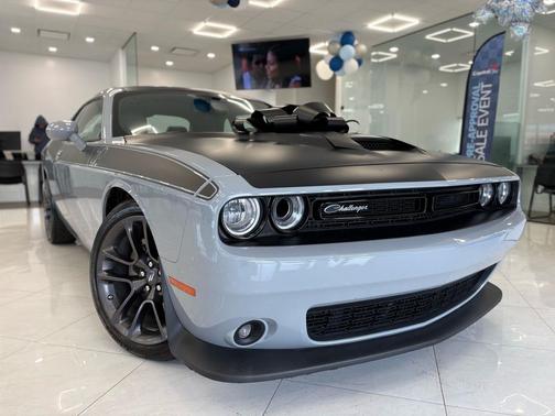2022 Dodge Challenger R/T