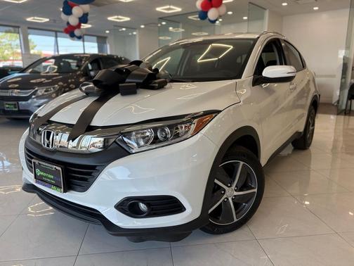 Platinum White Pearl 2022 Honda HR-V EX