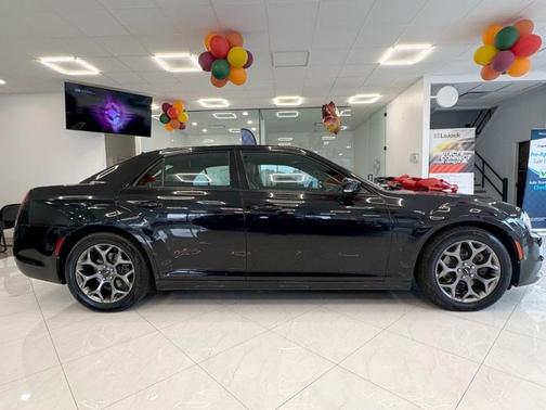 2017 Chrysler 300 S