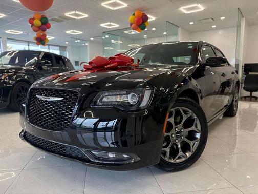 2017 Chrysler 300 S