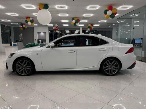 2017 Lexus IS 300 Base
