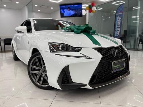 2017 Lexus IS 300 Base