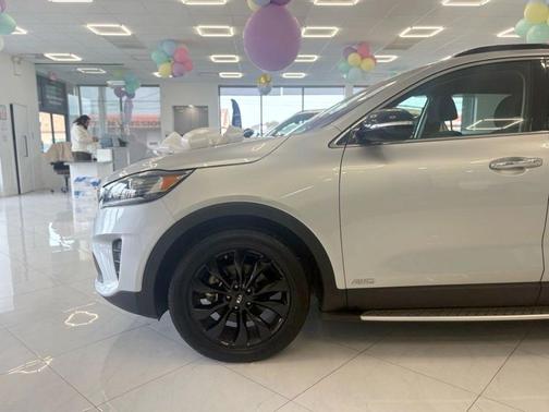 2019 Kia Sorento S