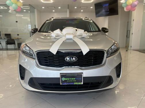 2019 Kia Sorento S