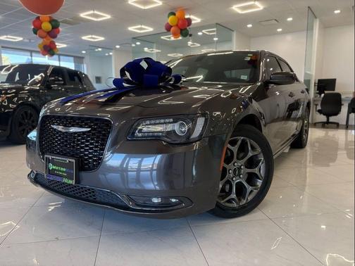 2017 Chrysler 300 S