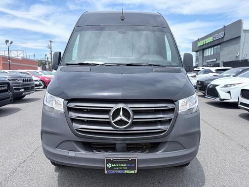 Black 2019 Mercedes-Benz Sprinter 1500 Standard Roof I4