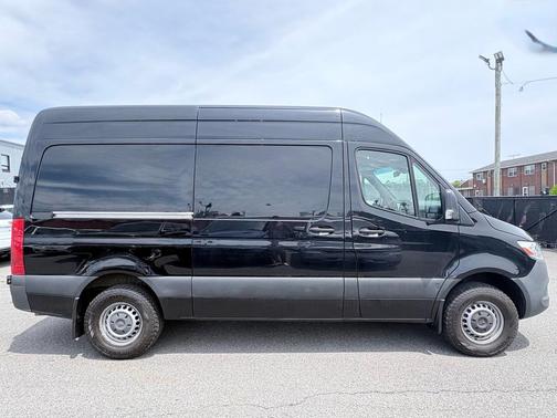 Black 2019 Mercedes-Benz Sprinter 1500 Standard Roof I4