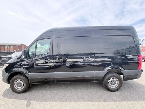 Black 2019 Mercedes-Benz Sprinter 1500 Standard Roof I4