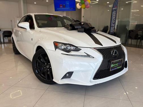 White 2016 Lexus IS 300 Base