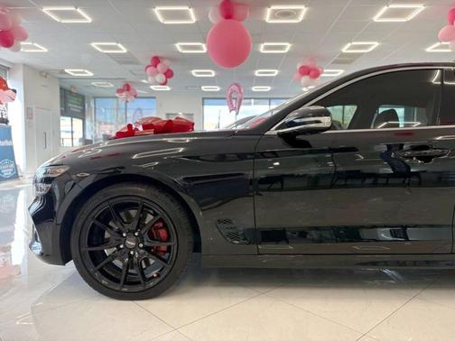 2022 Genesis G70 3.3T AWD