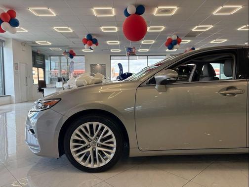 2016 Lexus ES 350 Base