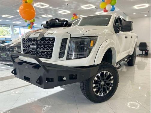 2019 Nissan Titan PRO-4X