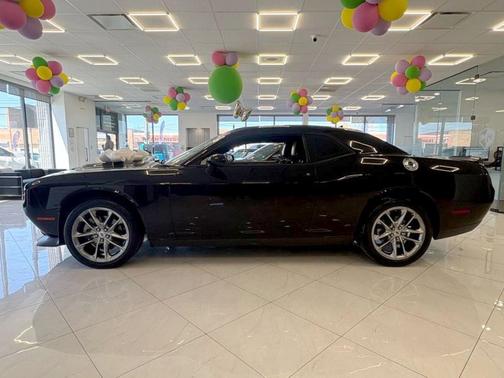 Pitch Black Clearcoat 2021 Dodge Challenger GT