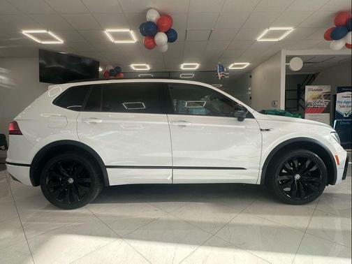 2021 Volkswagen Tiguan 2.0T SE R-Line Black 4MOTION