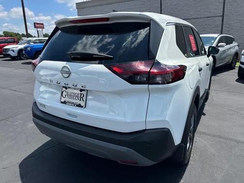 2023 Nissan Rogue S