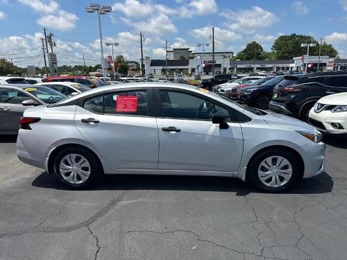 2020 Nissan Versa 1.6 S