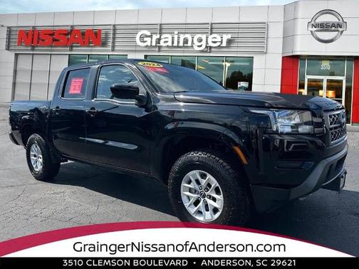 2024 Nissan Frontier SV