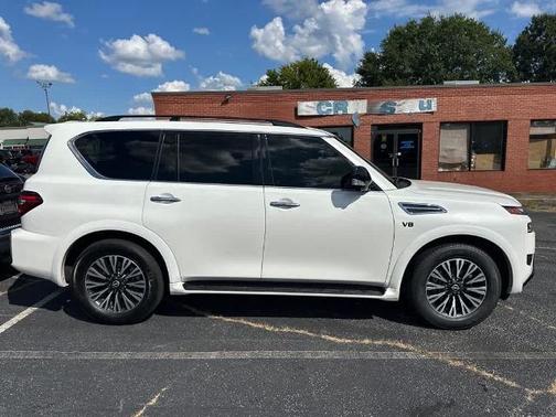 2022 Nissan Armada SL