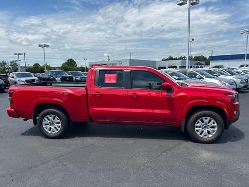 2024 Nissan Frontier SV