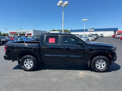 2024 Nissan Frontier S