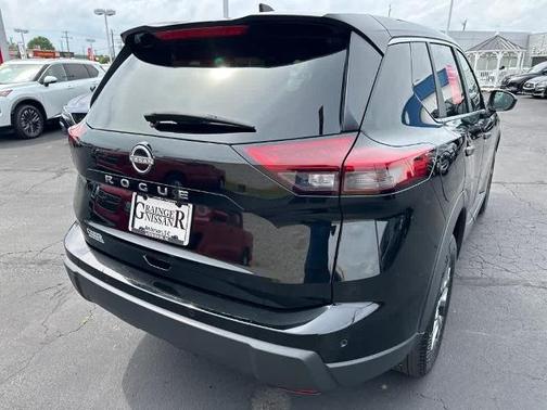2024 Nissan Rogue S