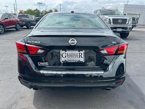 2022 Nissan Altima 2.5 SL