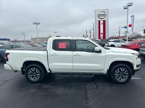 2025 Nissan Frontier SL