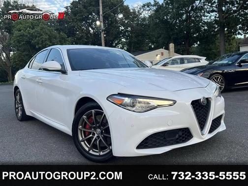 Alfa White 2017 Alfa Romeo Giulia Base