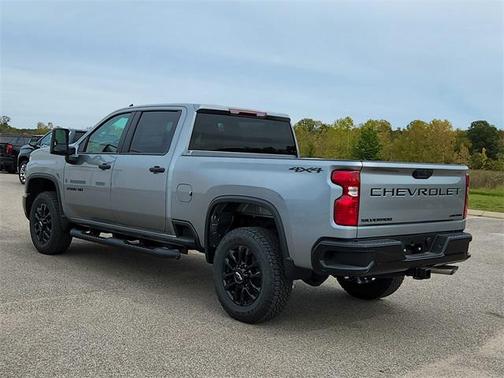 2026 Chevrolet Silverado 2500 Custom