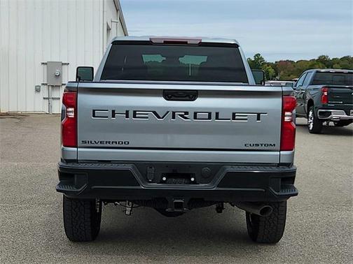 2026 Chevrolet Silverado 2500 Custom