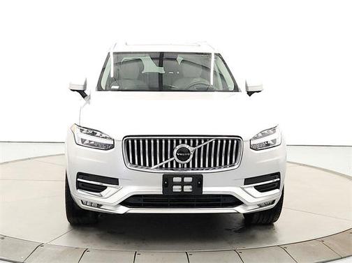 2022 Volvo XC90 T6 Inscription