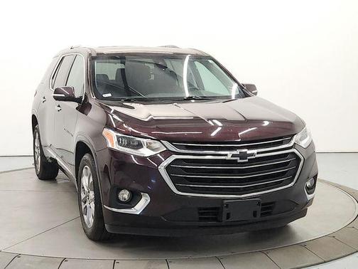 Black Currant Metallic 2018 Chevrolet Traverse Premier