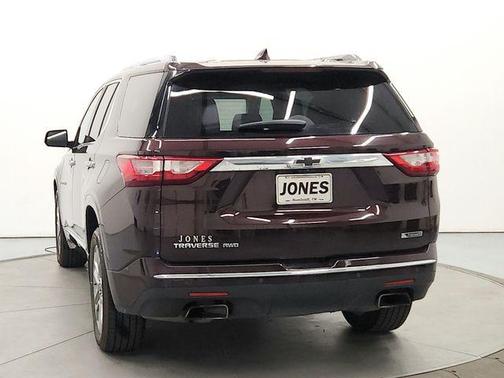 Black Currant Metallic 2018 Chevrolet Traverse Premier