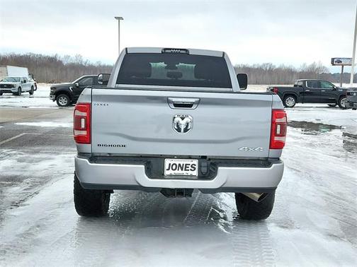 2019 RAM 2500 Big Horn Crew Cab 4x4 6'4' Box