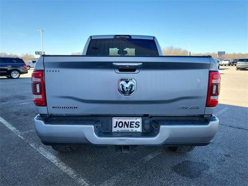 2019 RAM 2500 Big Horn Crew Cab 4x4 6'4' Box