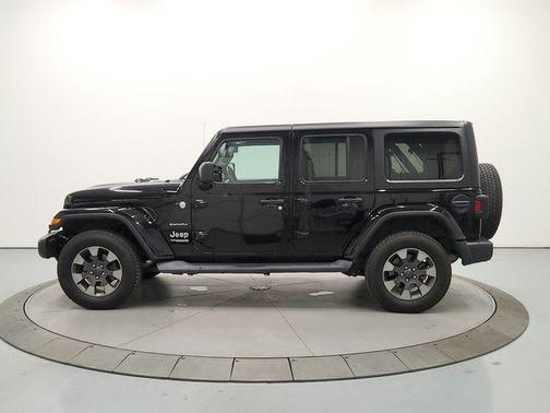 Black Clearcoat 2019 Jeep Wrangler Unlimited Sahara