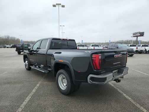 2024 GMC Sierra 3500 SLT