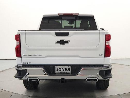 Summit White 2026 Chevrolet Silverado 1500 LT