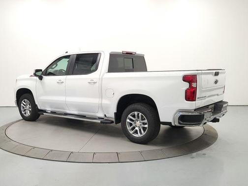 Summit White 2026 Chevrolet Silverado 1500 LT