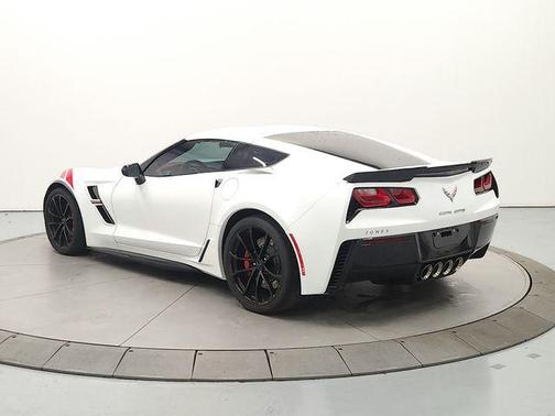 Arctic White 2019 Chevrolet Corvette Grand Sport