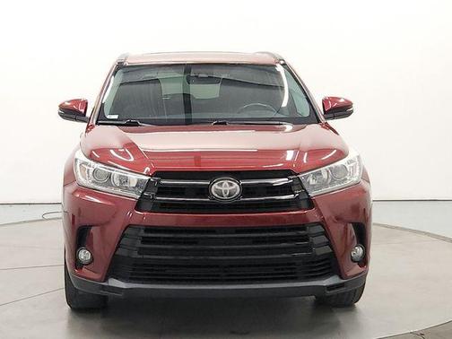 Salsa Red Pearl 2017 Toyota Highlander SE
