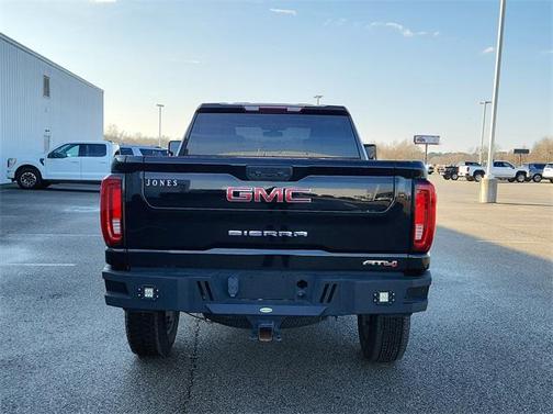 2022 GMC Sierra 2500 AT4