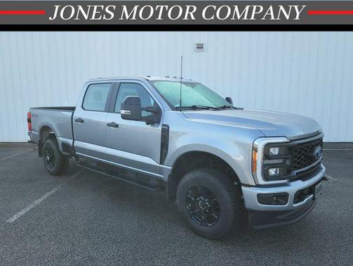 ICONIC SILVER 2023 Ford F-350 XL